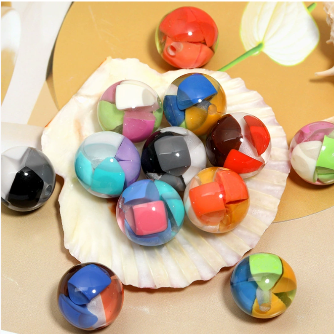 Acrylic Transparent Geometric Pattern Beads 14mm